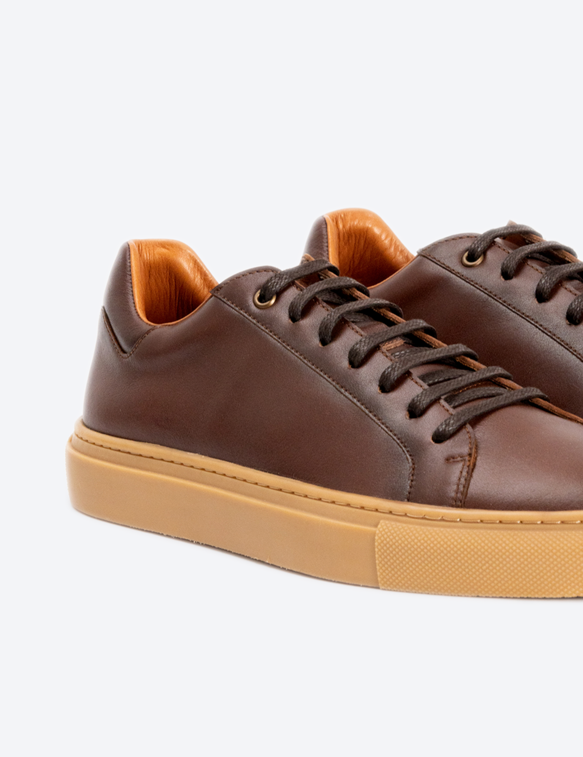 SNEAKERS ARABIA MARRON