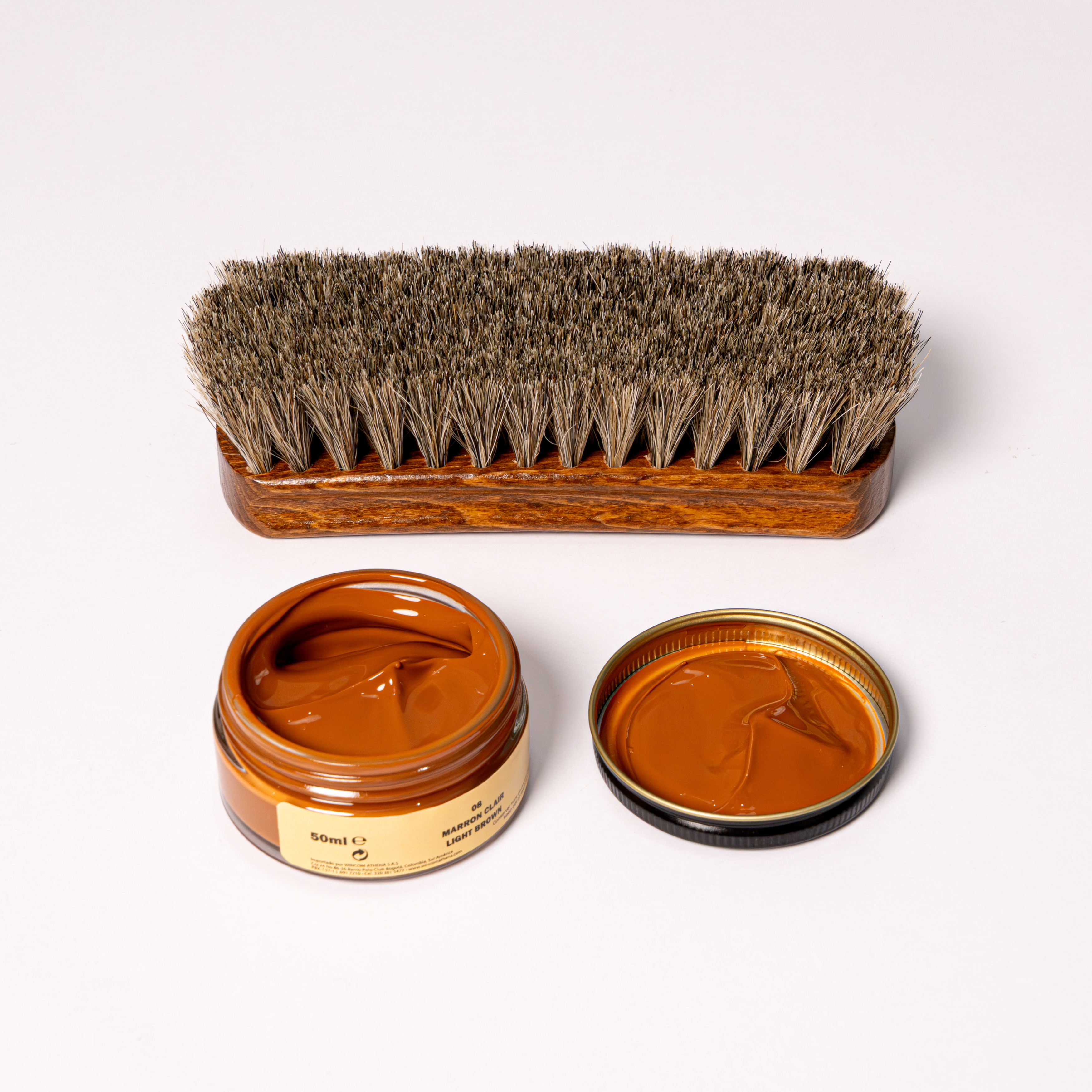 COMBO 1 : Renovador - Crema Esencial - Shoe Cream Marrón Claro - Cepillo Crin