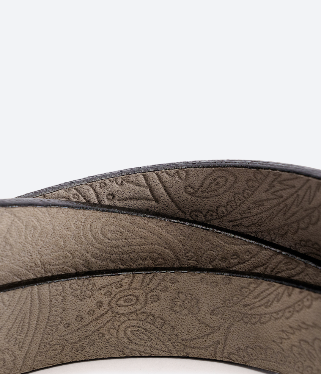 CINTURÓN LIZO NEGRO DELGADO