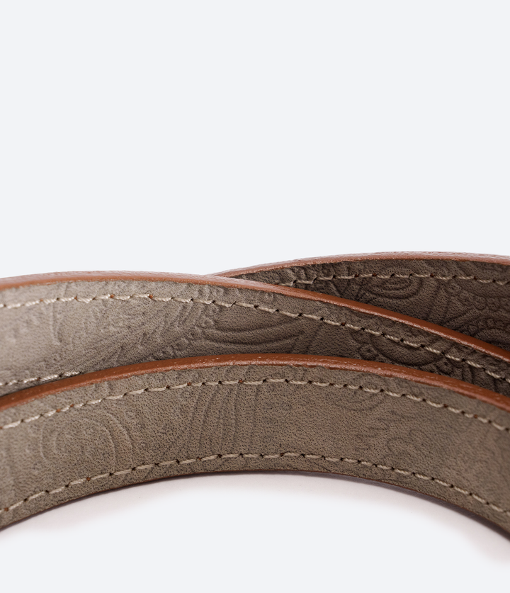 CINTURÓN LIZO MIEL DELGADO