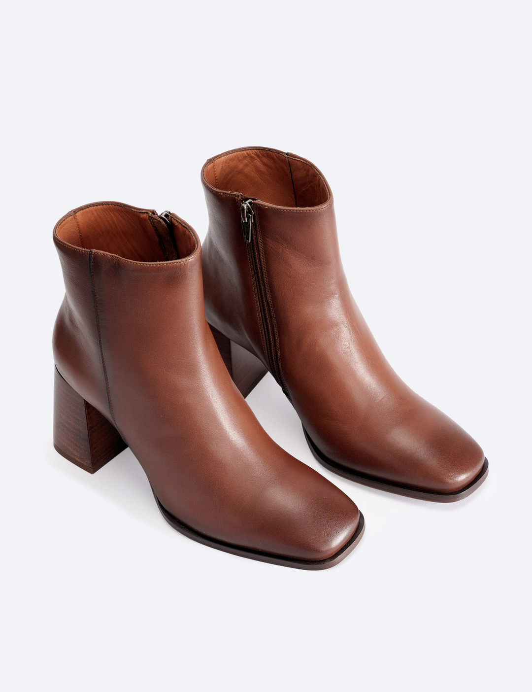 BOTINES RUMANIA ALMENDRA