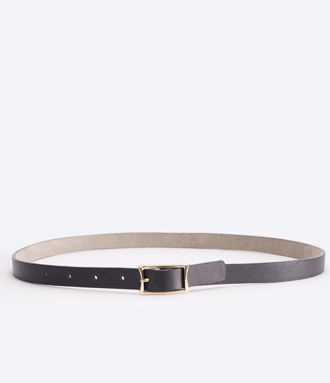 CINTURÓN LIZO NEGRO DELGADO