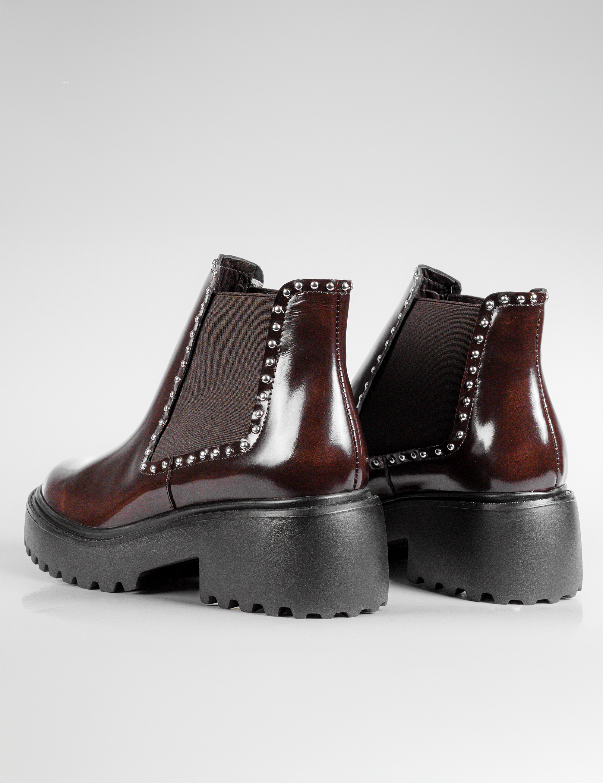 BOTINES RIHANA CARAMELO