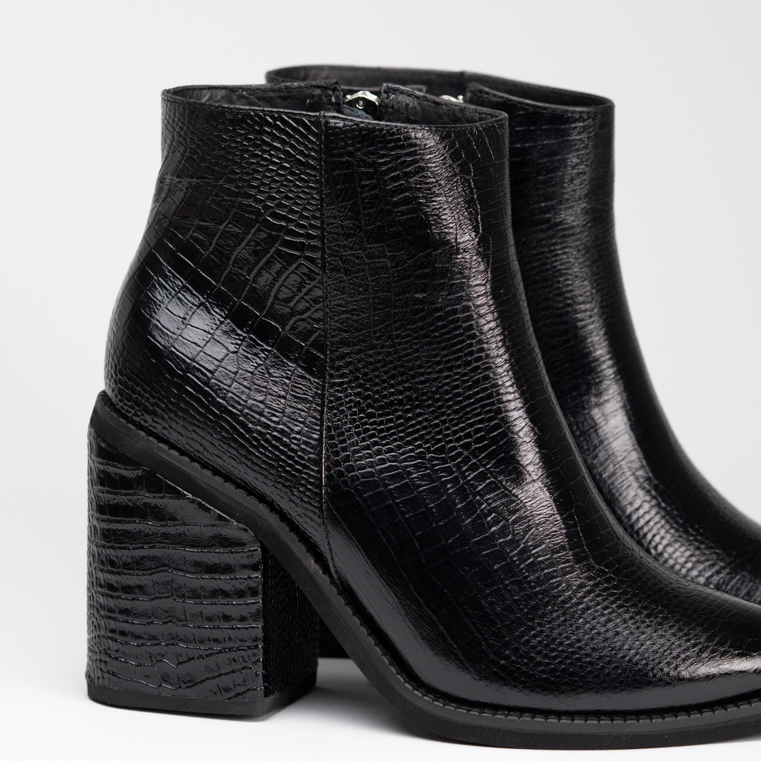 BOTIN GRECIA NEGRO