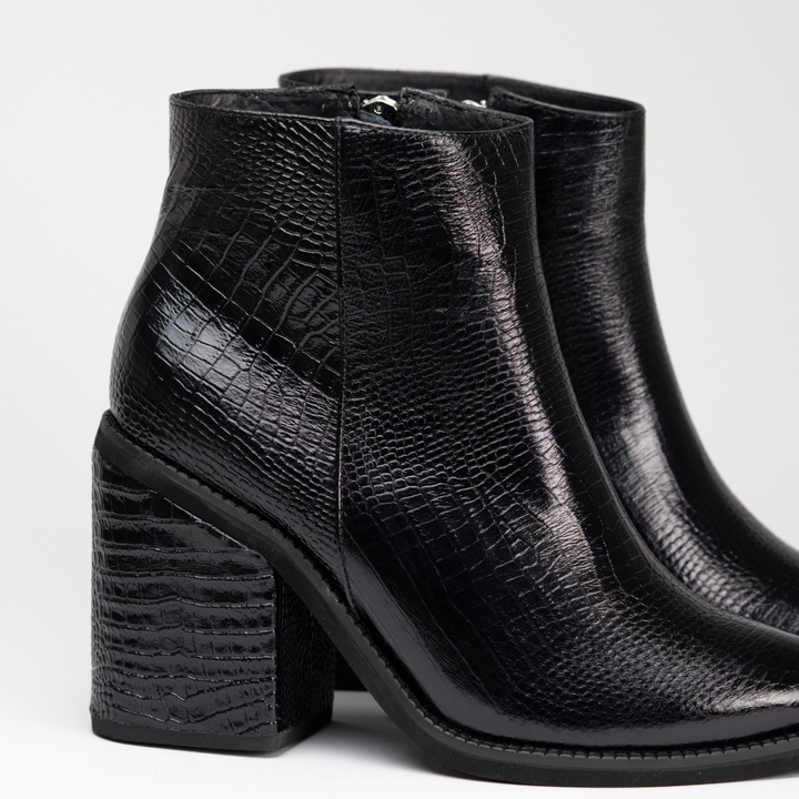 BOTIN GRECIA NEGRO