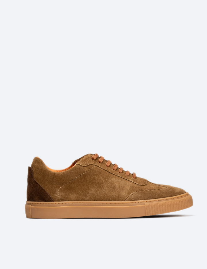 SNEAKER ESTOCOLMO TABACO