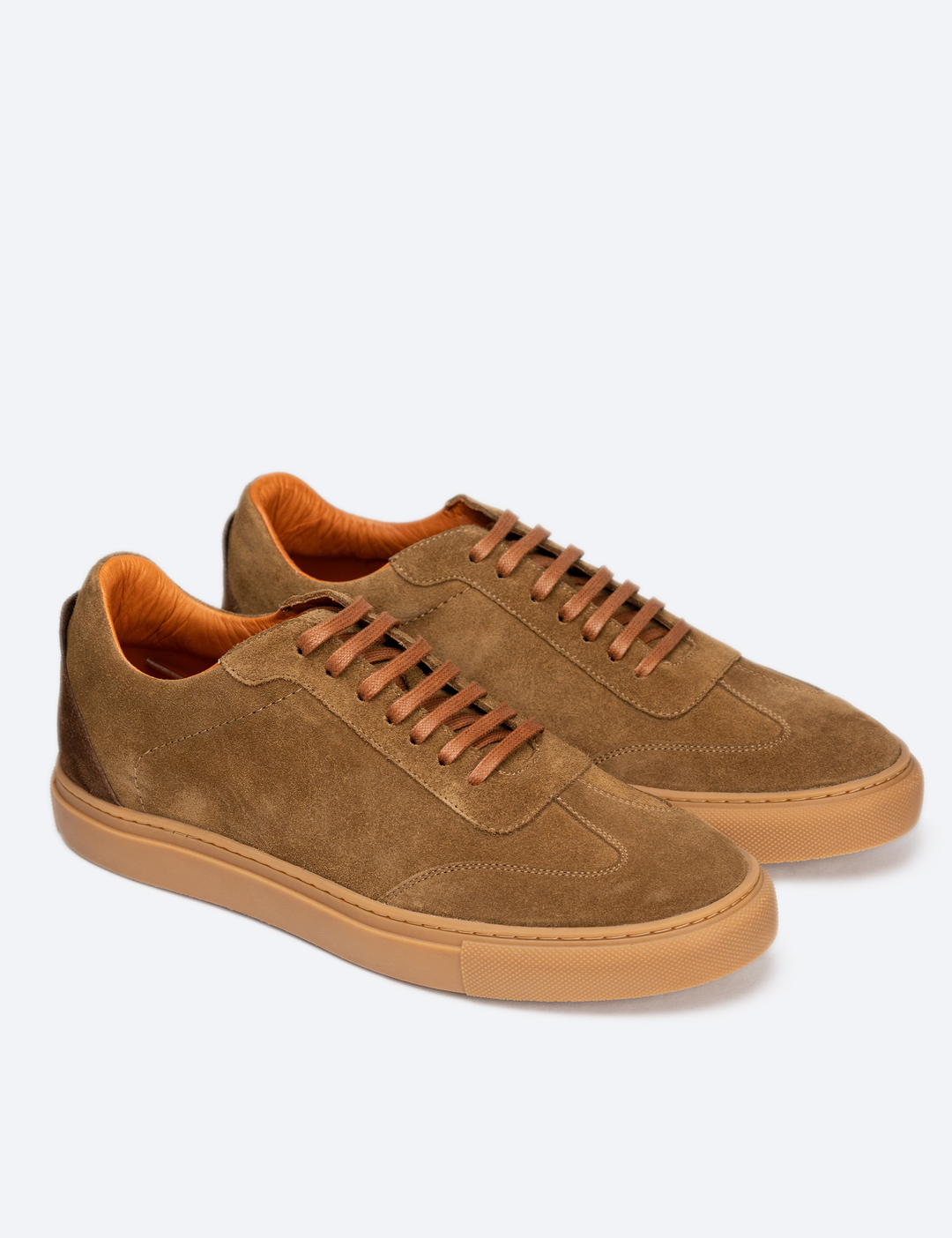 SNEAKER ESTOCOLMO TABACO