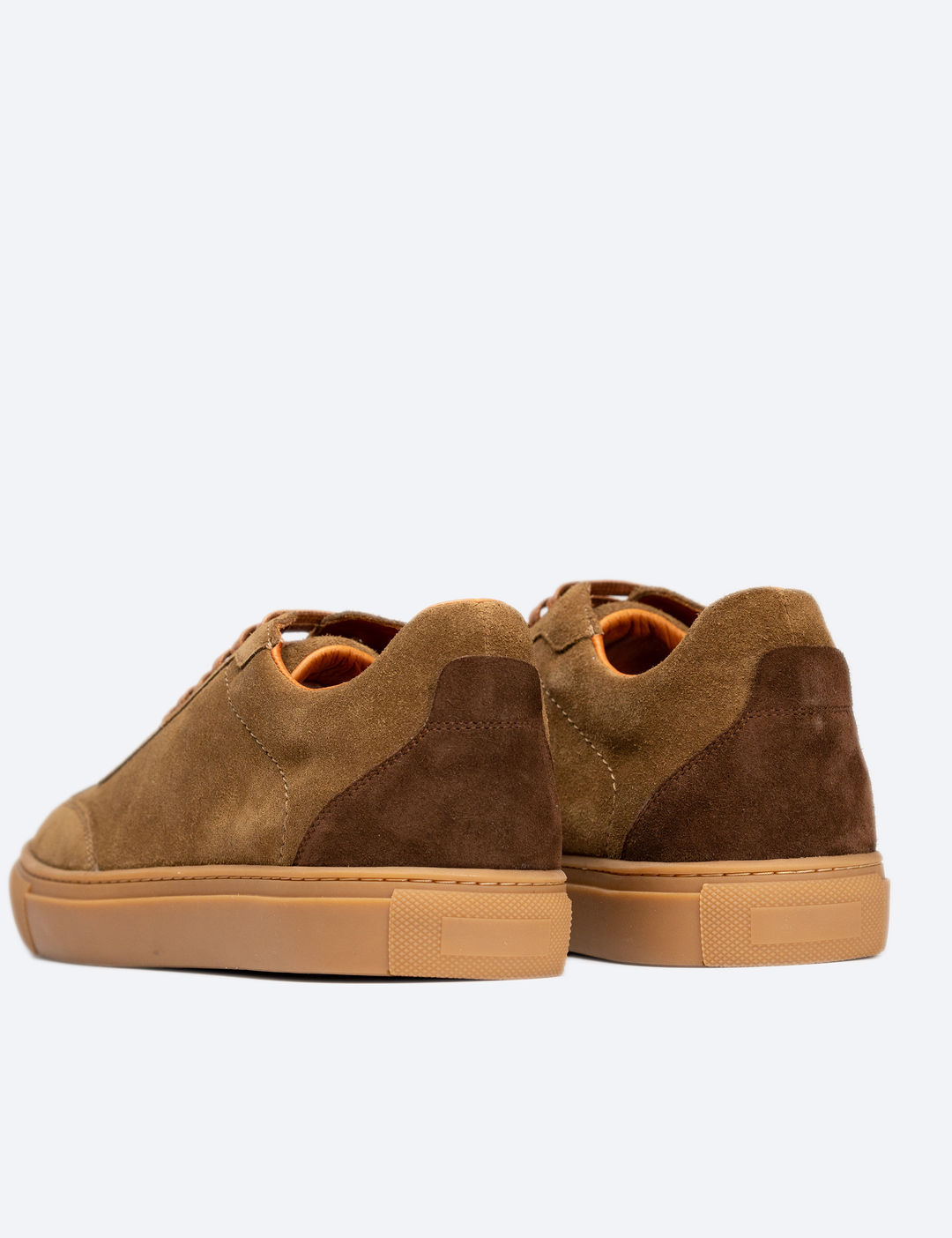SNEAKER ESTOCOLMO TABACO