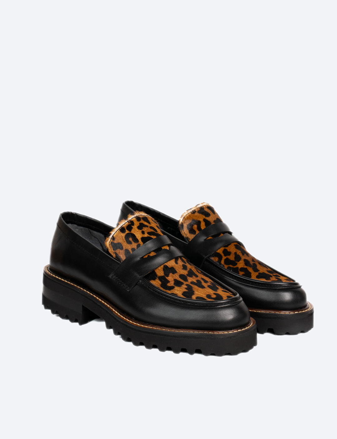MOCASIN DONATO NEGRO X ANIMAL PRINT
